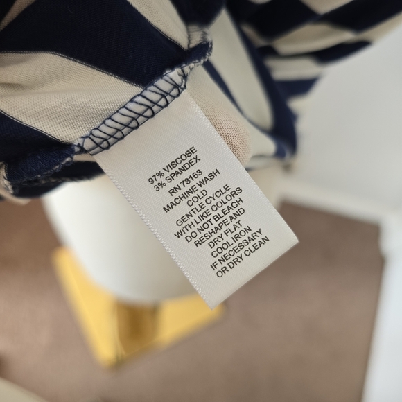 Cupio | Medium | Blue & White Striped Sleeveless Tank - Picture 6 of 8